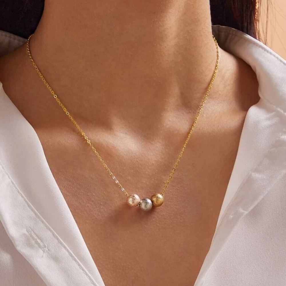 New beaded pearl necklace